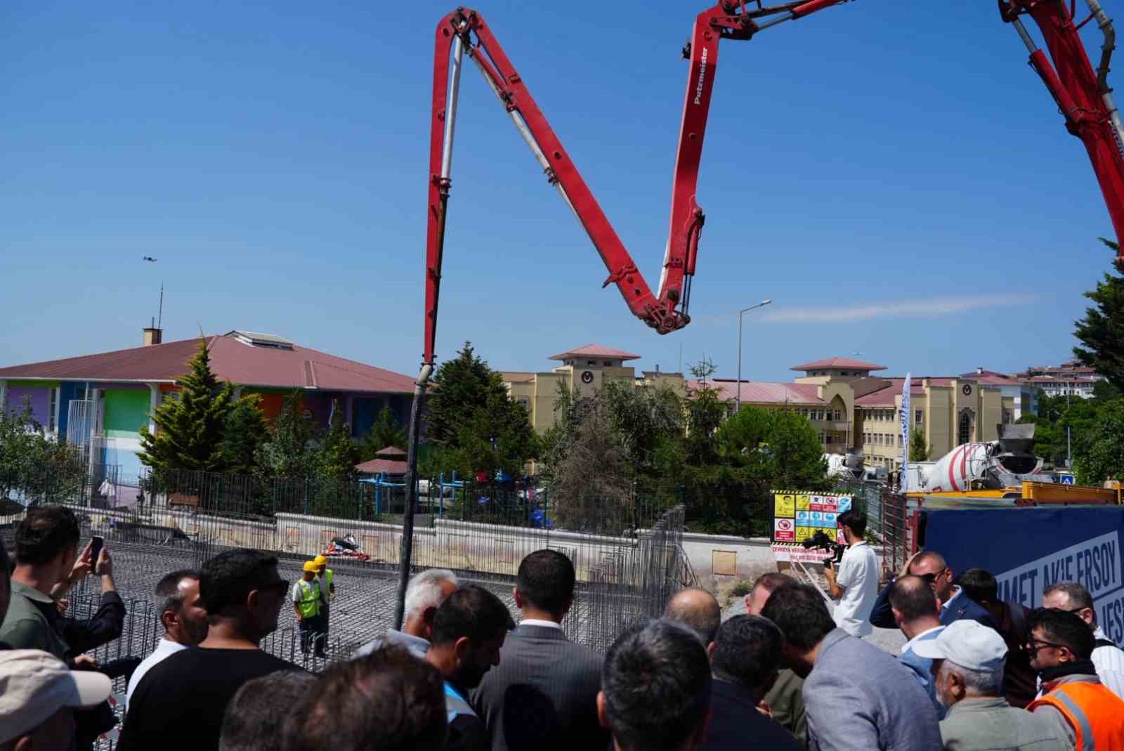 arnavutkoyde her mahalleye semt konagi icin ilk temeller atildi 4 pDw2knbI