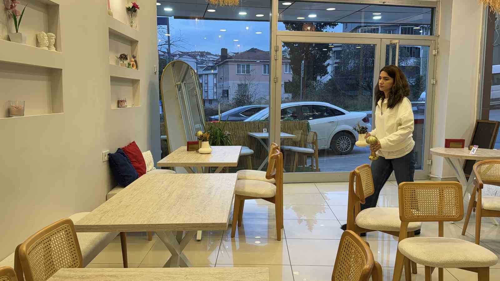 arnavutkoyde iskiden bayan girisimciye 20 bin tllik su faturasi soku 7 d2L8b8c2