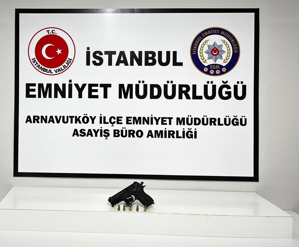 arnavutkoyde isyeri ve ikamete yonelik kursunlama olayinda 2 tutuklama 0 GyikpjPn