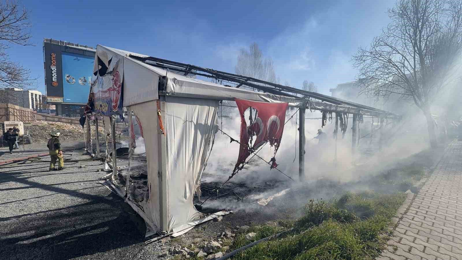arnavutkoyde mhpnin iftar cadirinda yangin 1 e9GkduHl