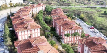 arnavutkoyde-ornek-site-yonetimi-900-tl-aidatla-125-bin-metrekarelik-dev-alani-yonetiyorlar-5CRdEvBc.jpg