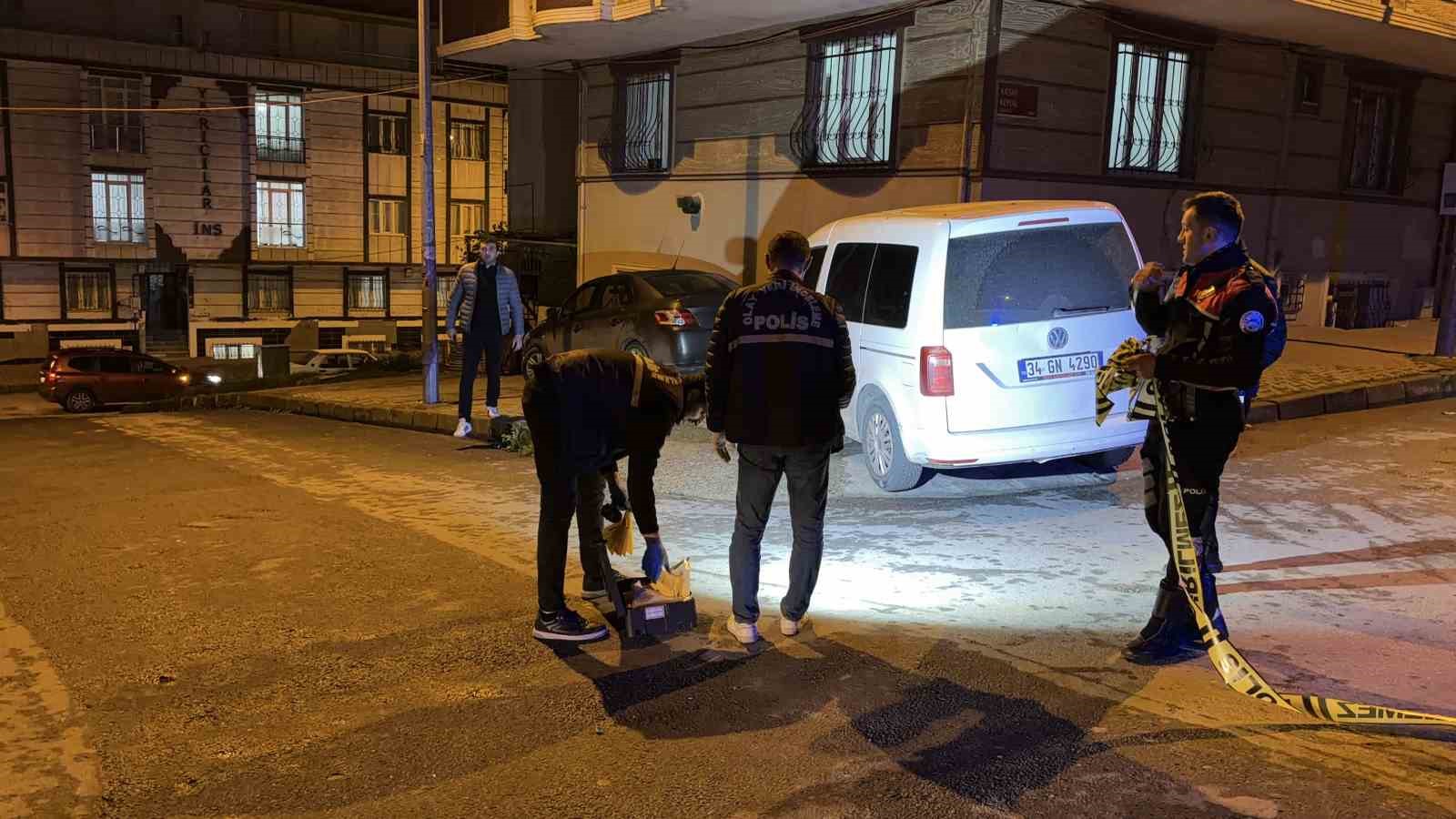 arnavutkoyde silahli saldiri 1i cocuk 2 yarali 3 1iBvhKQY