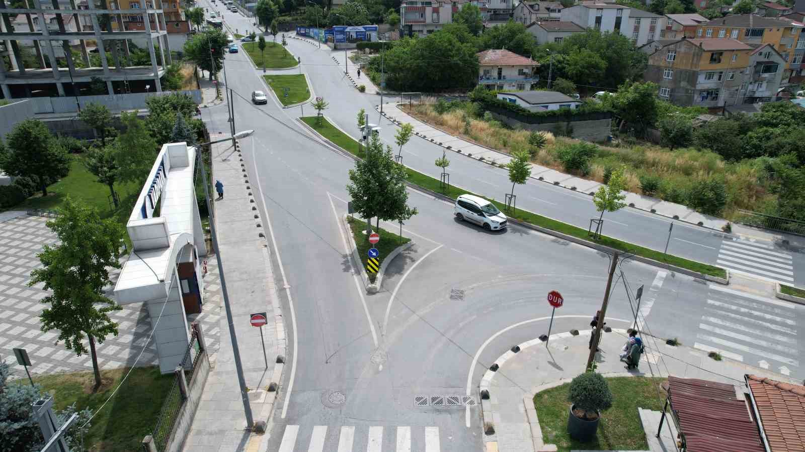 arnavutkoyde tehlikeli kavsak vatandaslari isyan ettirdi 1 IKFMjZL8