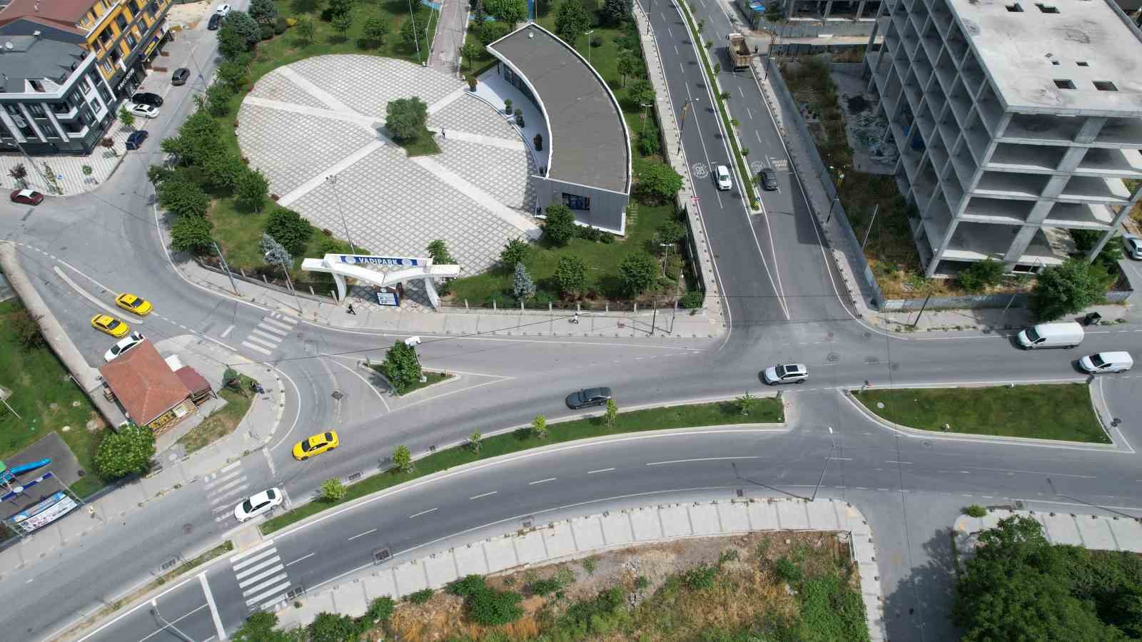 arnavutkoyde tehlikeli kavsak vatandaslari isyan ettirdi 3 NLXTi1wv