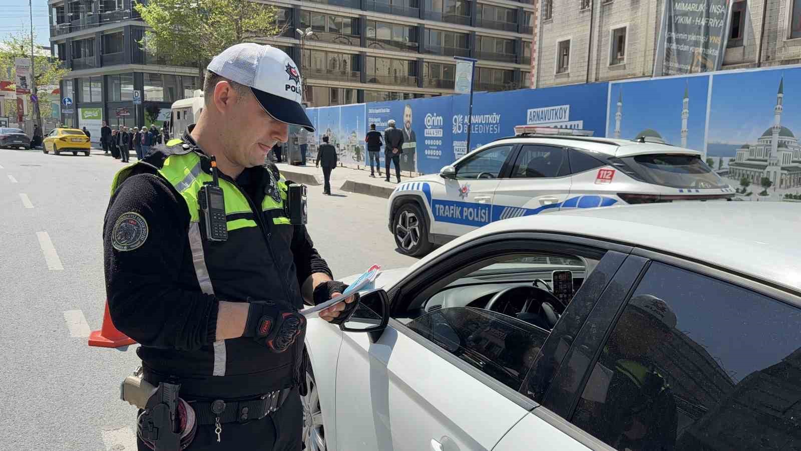 Arnavutköy’de Trafik Haftası’nda anlamlı uygulama: Ceza değil bilinçlendirme yapıldı 8 arnavutkoyde trafik haftasinda anlamli uygulama ceza degil bilinclendirme yapildi 4 EWUvIdaQ