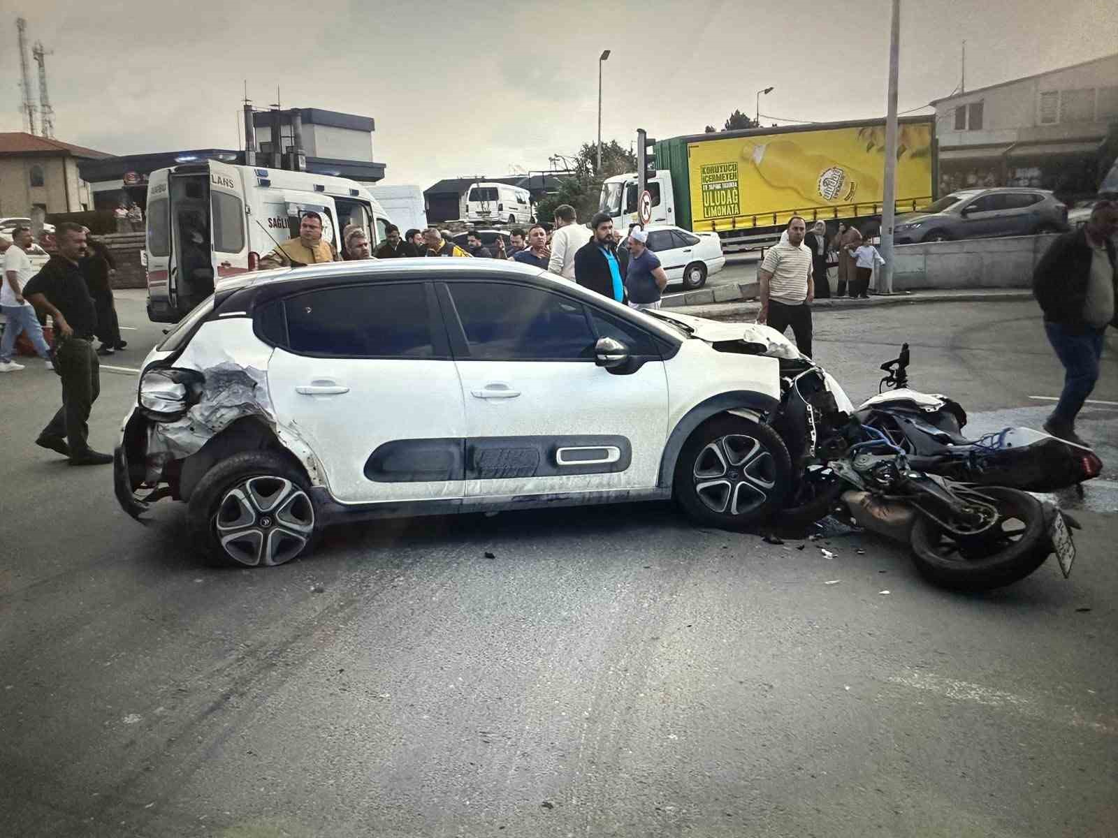 arnavutkoyde zincirleme kaza 5 yarali 1 2PAqVaby
