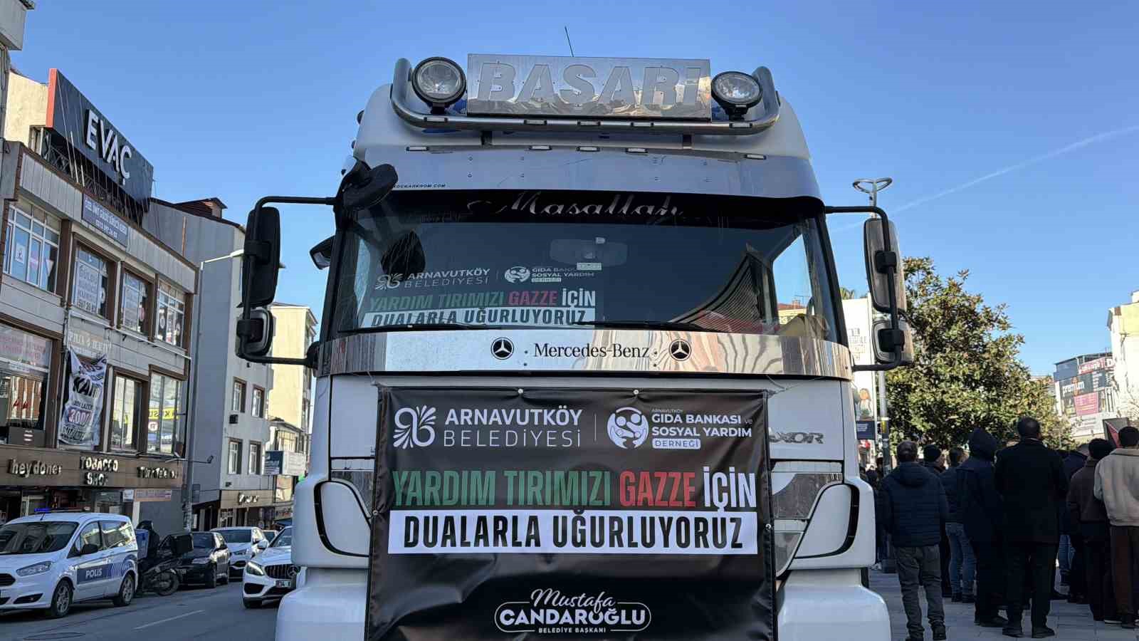 arnavutkoyden gazzeye yardim tiri dualarla ugurlandi 3 fVP1nWXI