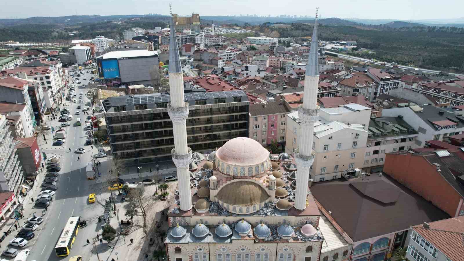 arnavutkoyun simgesi 46 yillik merkez camii yikiliyor 6 6cg4p4iJ