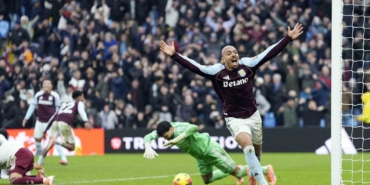 arsenal-aston-villa-deplasmaninda-son-dakikalarda-kaybetti-2p6k3PHC.jpg