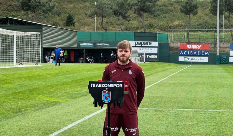 arseniy-batagov-trabzonspora-odaklandim-Im4ZWIVf.jpg