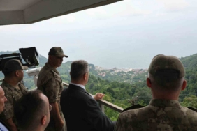 artvin-valisi-ergunden-gurcistan-sinir-karakollarinda-denetim-bl3PXRSj.jpg