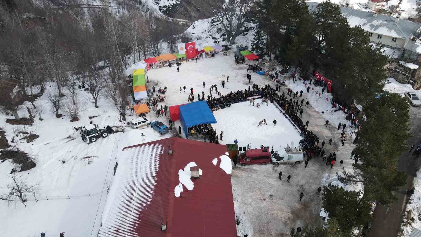 artvinde 300 yillik kar ustu karakucak gelenegi yasatiliyor 1 ppNvzjCr
