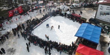 artvinde-300-yillik-kar-ustu-karakucak-gelenegi-yasatiliyor-2gDUip2h.jpg