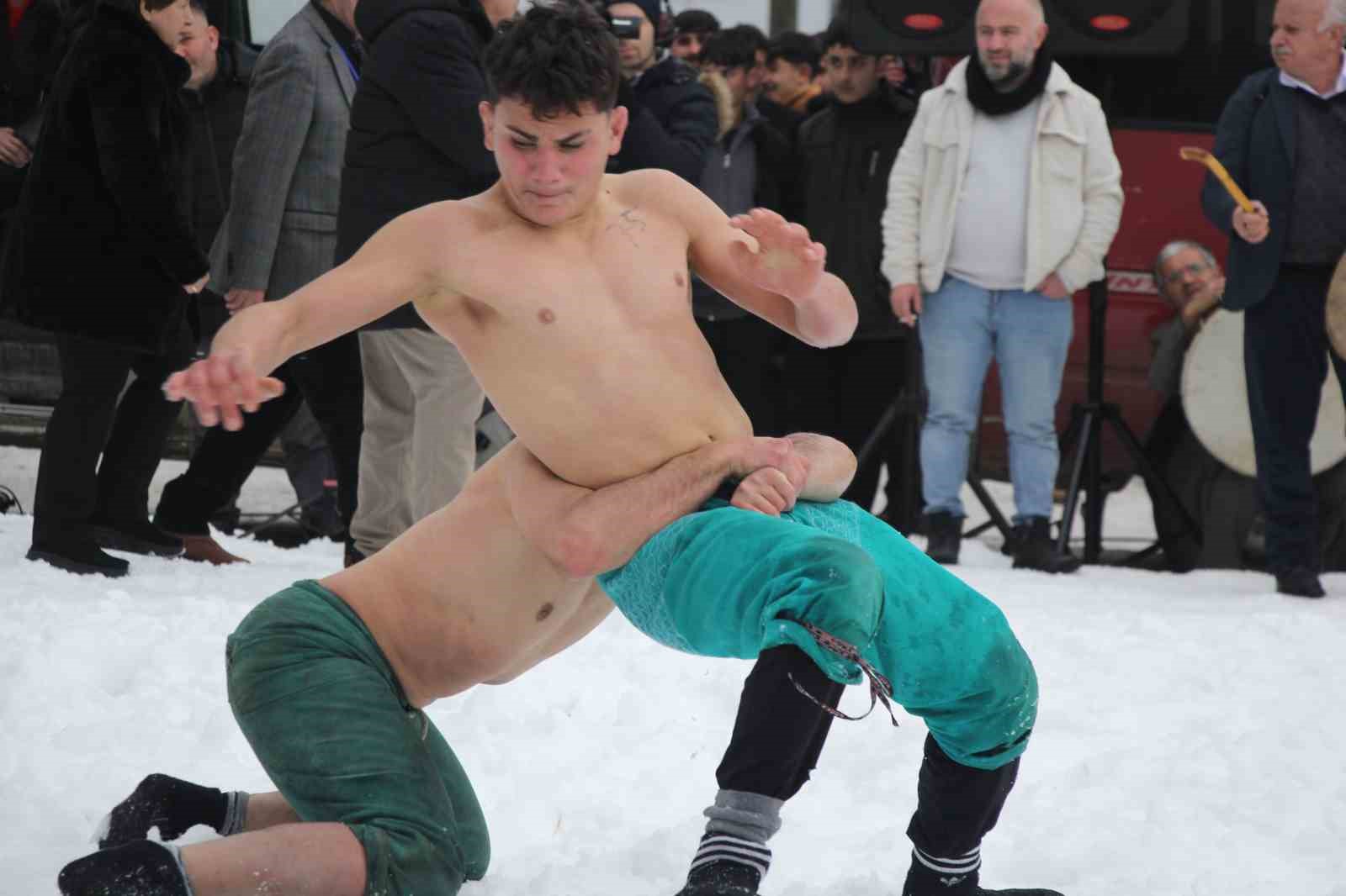 artvinde 300 yillik kar ustu karakucak gelenegi yasatiliyor 9 62RFCTLj