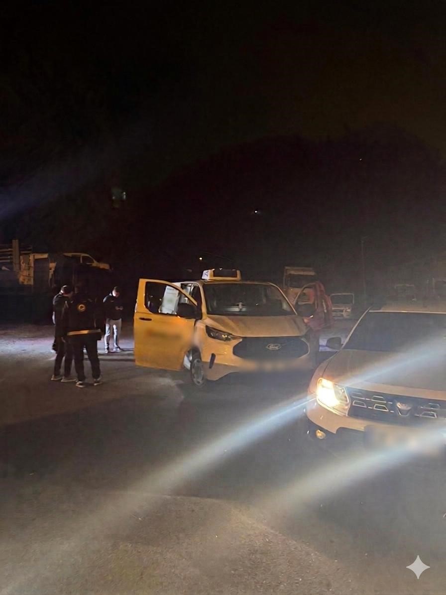 Artvin’de düzensiz göçmen operasyonu 6 artvinde duzensiz gocmen operasyonu 2 rJOA575u