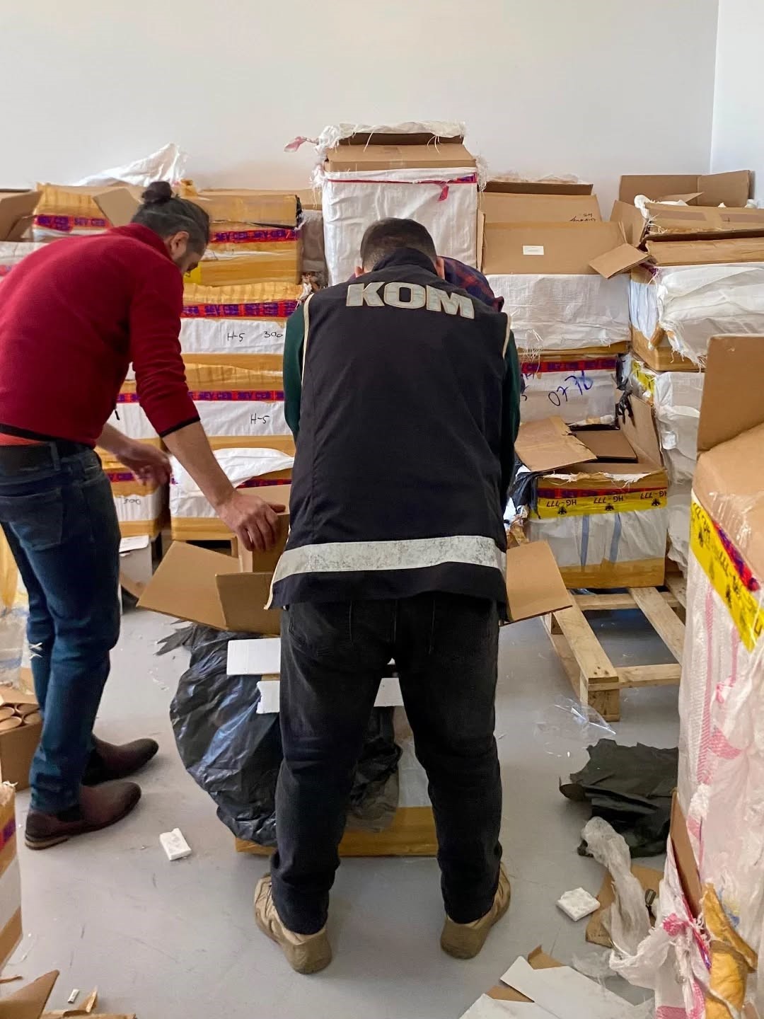 artvinde kacakcilik operasyonu 300 milyon tllik urun ele gecildi 1 TzurMeBn
