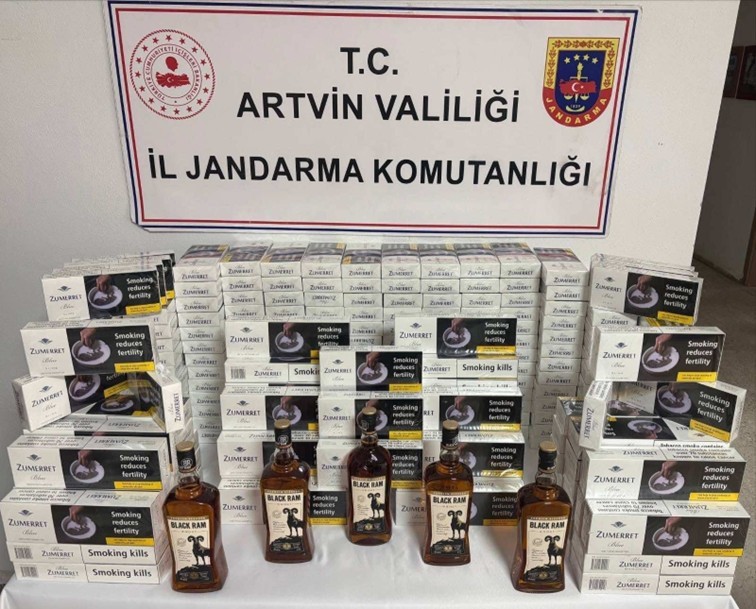 artvinde kacakcilikla mucadelede 9 bin 690 paket sigara ele gecirildi 2 q4IBYd44