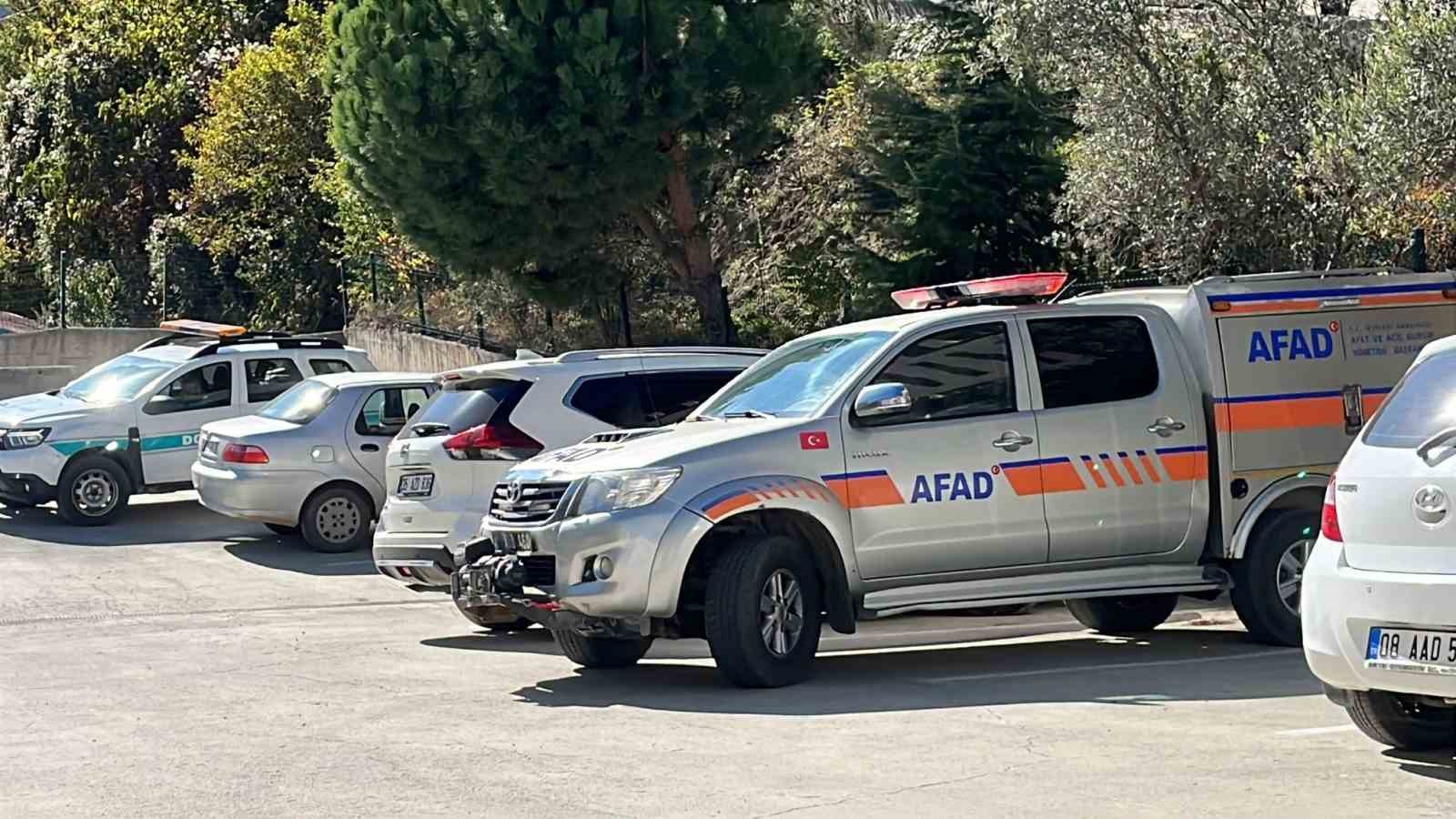 artvinde kaya kopmasi panige neden oldu iki lise tahliye edildi 5 9ecRHBbe