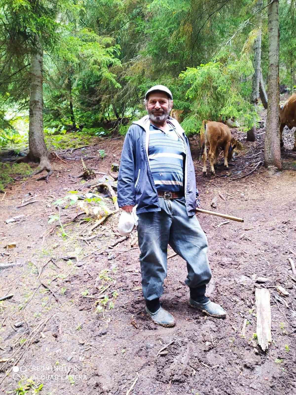 artvinde merdivenden dusen sahis hayatini kaybetti 2 Isf2U8rw