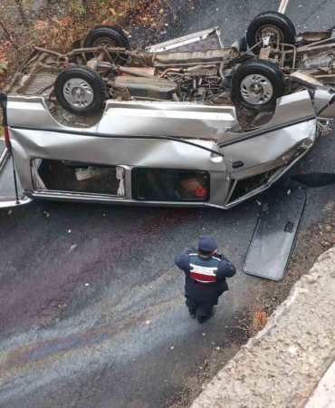 artvinde-trafik-kazasi-3-olu-gzucm1Hj.jpg