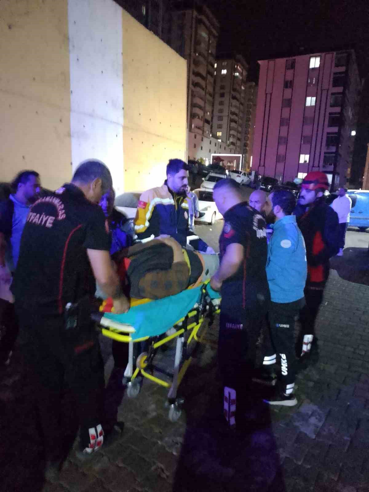 Asansör 6. kattan yere çakıldı: 1 yaralı 5 asansor 6 kattan yere cakildi 1 yarali 1 ZKiAyyCe
