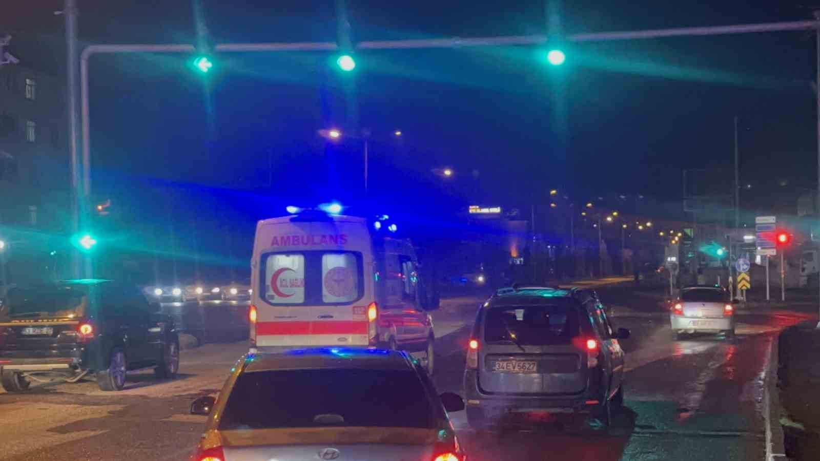 Asansörde mahsur kaldılar, eve gelince hastanelik oldular 5 asansorde mahsur kaldilar eve gelince hastanelik oldular 1 28ZsUMkr