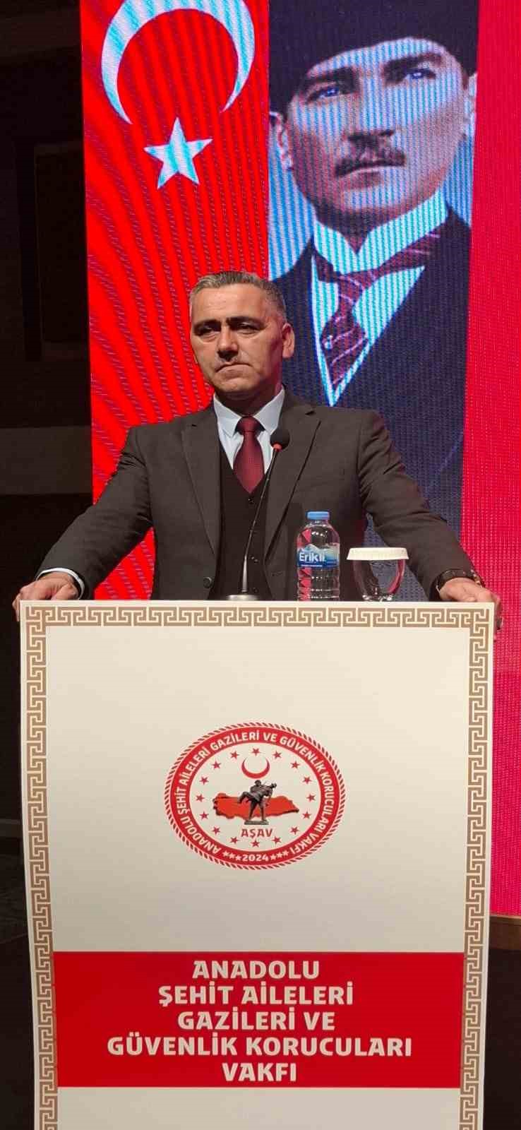 asav baskani akar imanli turk milletinde yigit sinede ise vatan aski asla tukenmeyecek 0 l9LQDgV4