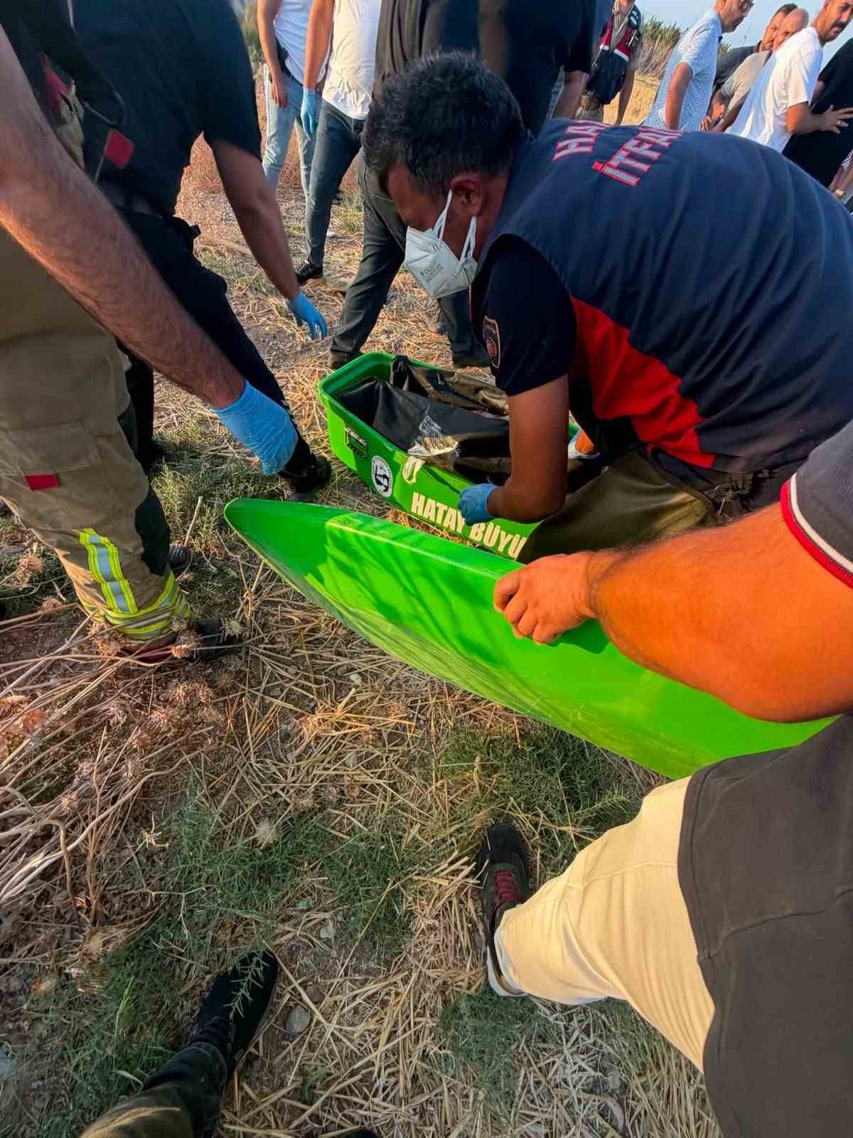 asi nehrin kenarinda erkek cesedi bulundu 2 cNTAP582