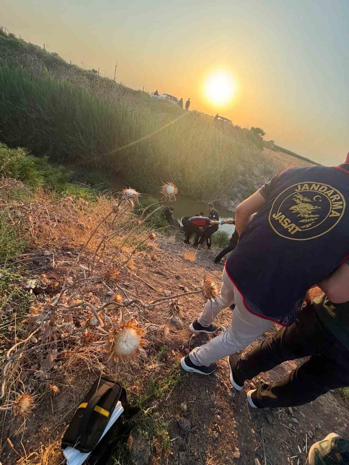asi nehrin kenarinda erkek cesedi bulundu 3 CmdN5B2z
