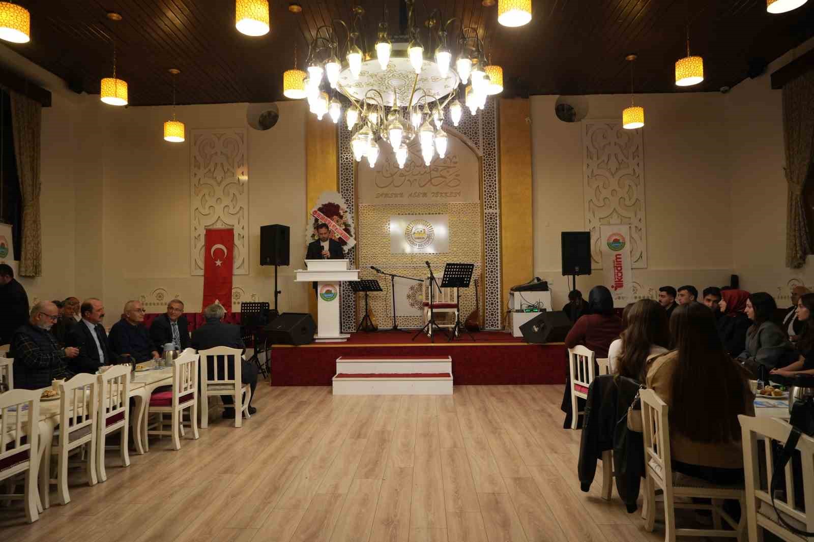 asik ramazan yavuz arslan icin vefa gecesi omurde 70 sanatta 55 yil 2