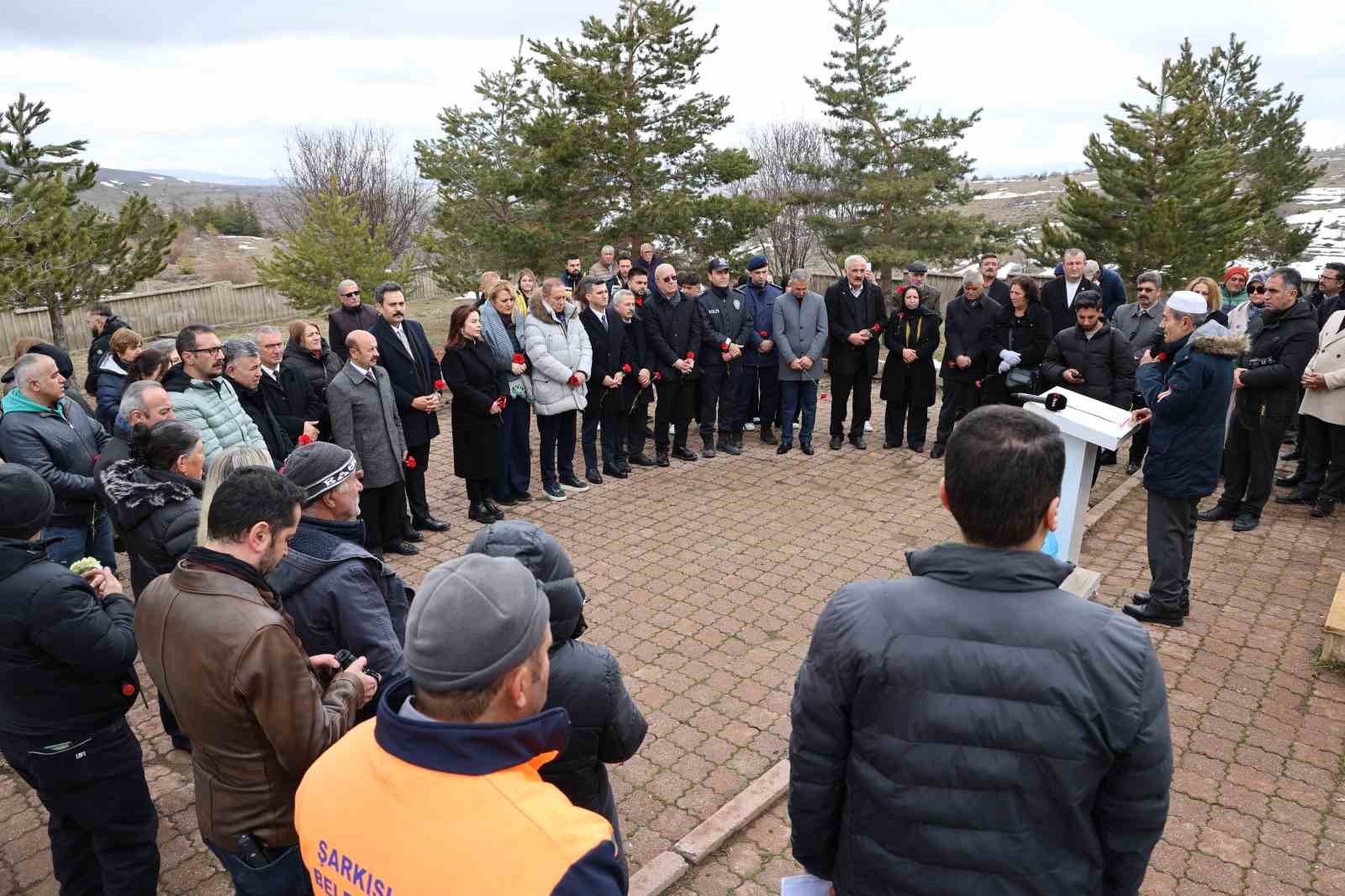 asik veysel 53 yil sonra da unutulmadi 5 dgFOwYnB