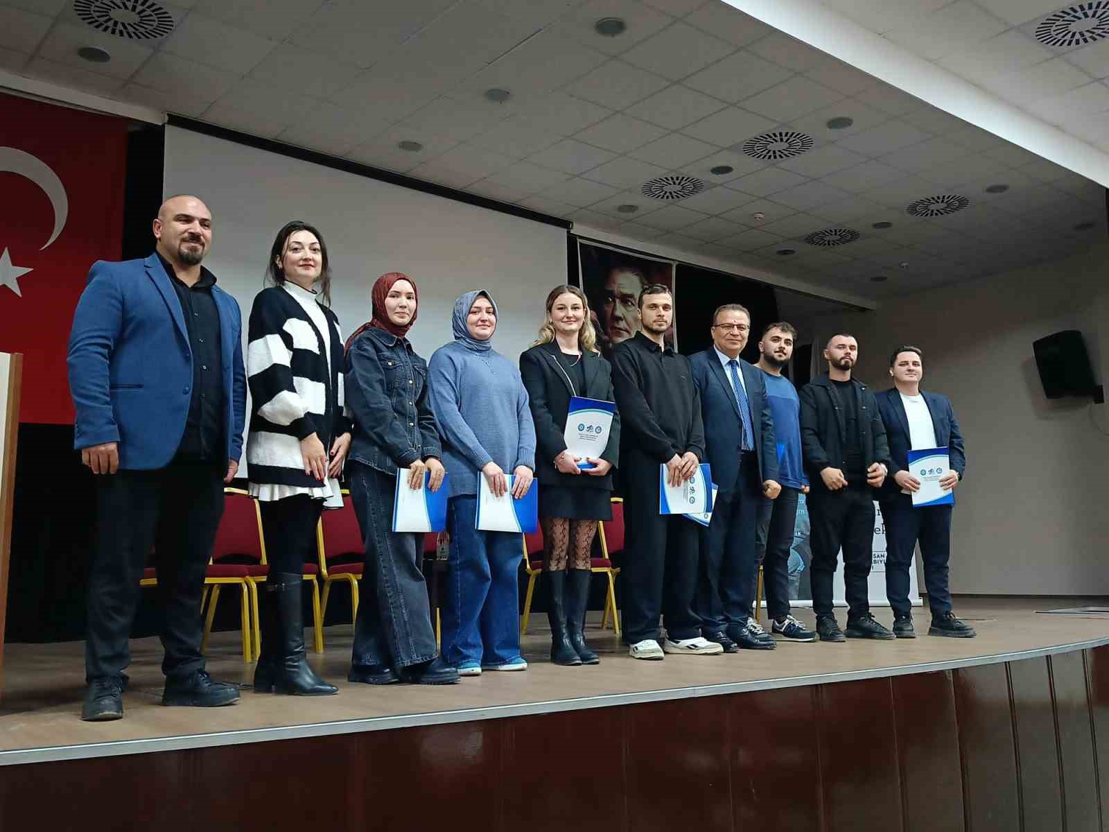 asim kocabiyik cok sayida etkinlikle anildi 1 N2M3rBm9