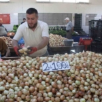 asiri-yagislar-soganin-dengesini-bozdu-HY9l4sfI.jpg