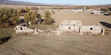 asirlara-meydan-okuyan-han-restore-edilmeyi-bekliyor-3Lk5IPP2.jpg