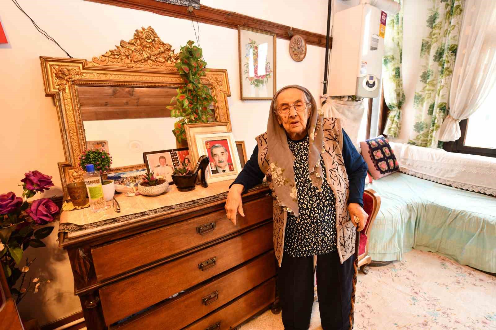 asirlik cinar 100 yas gununde yalniz birakilmadi 3 Ev9grkT8
