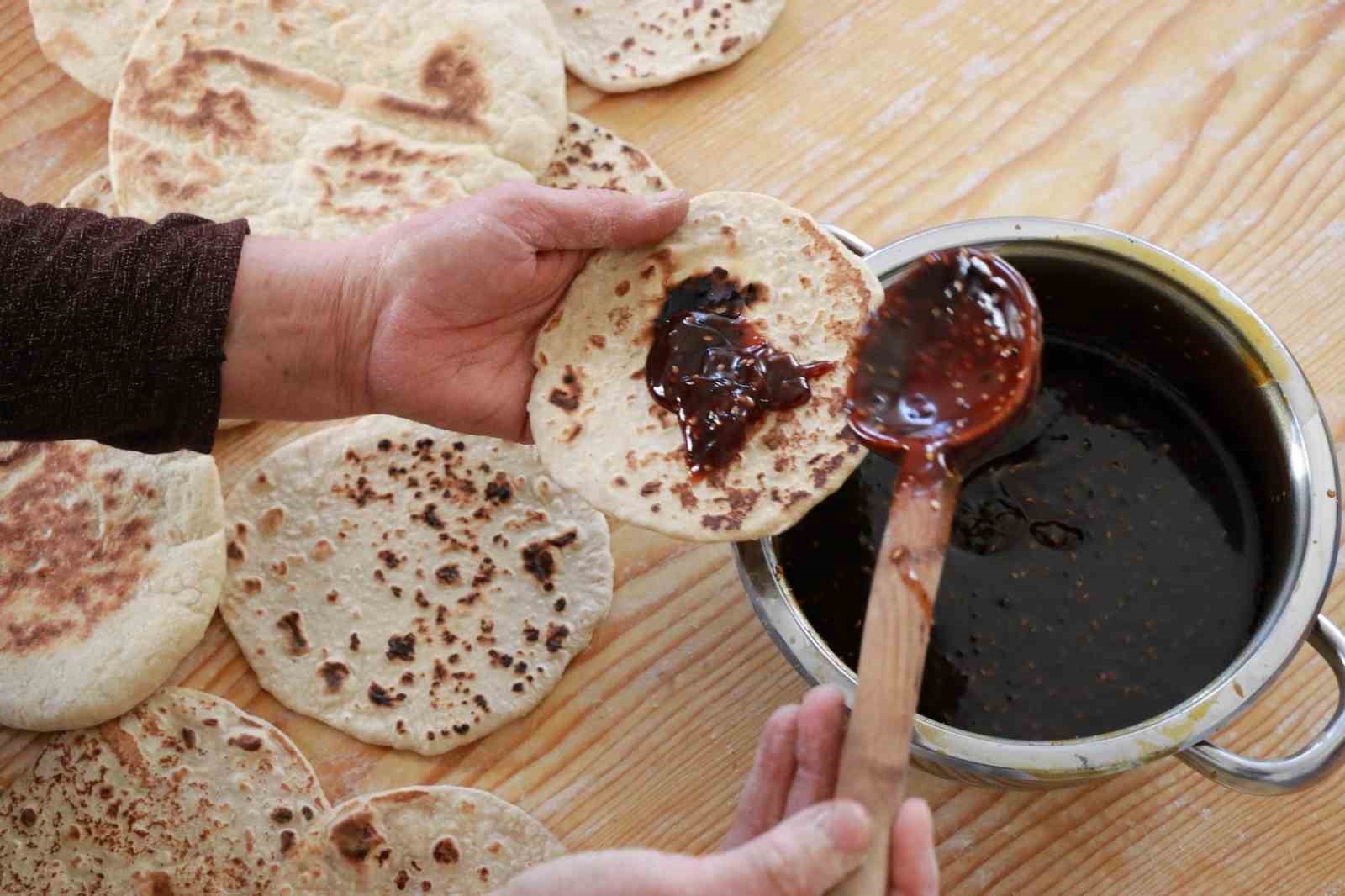 asirlik kulce tatlisi gelenegi bayramda yasatiliyor 3 cgRAdLAB