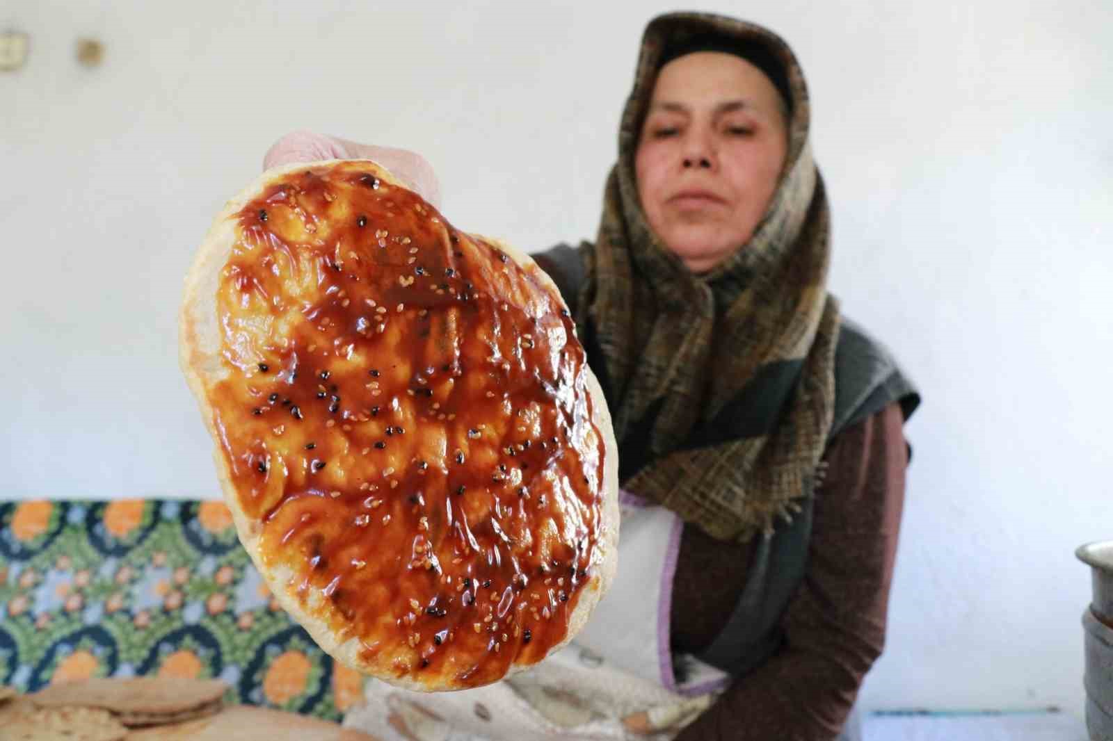 asirlik kulce tatlisi gelenegi bayramda yasatiliyor 5 gs6d1O7a