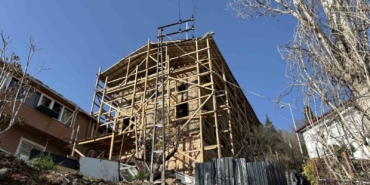 asirlik-miras-korunuyor-169-yillik-tarihi-cami-yeniden-ibadete-hazirlaniyor-tJnRRy4A.jpg