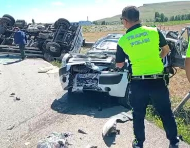 askalede-feci-trafik-kazasi-1i-agir-2-yarali-yqwXKGaN.jpg