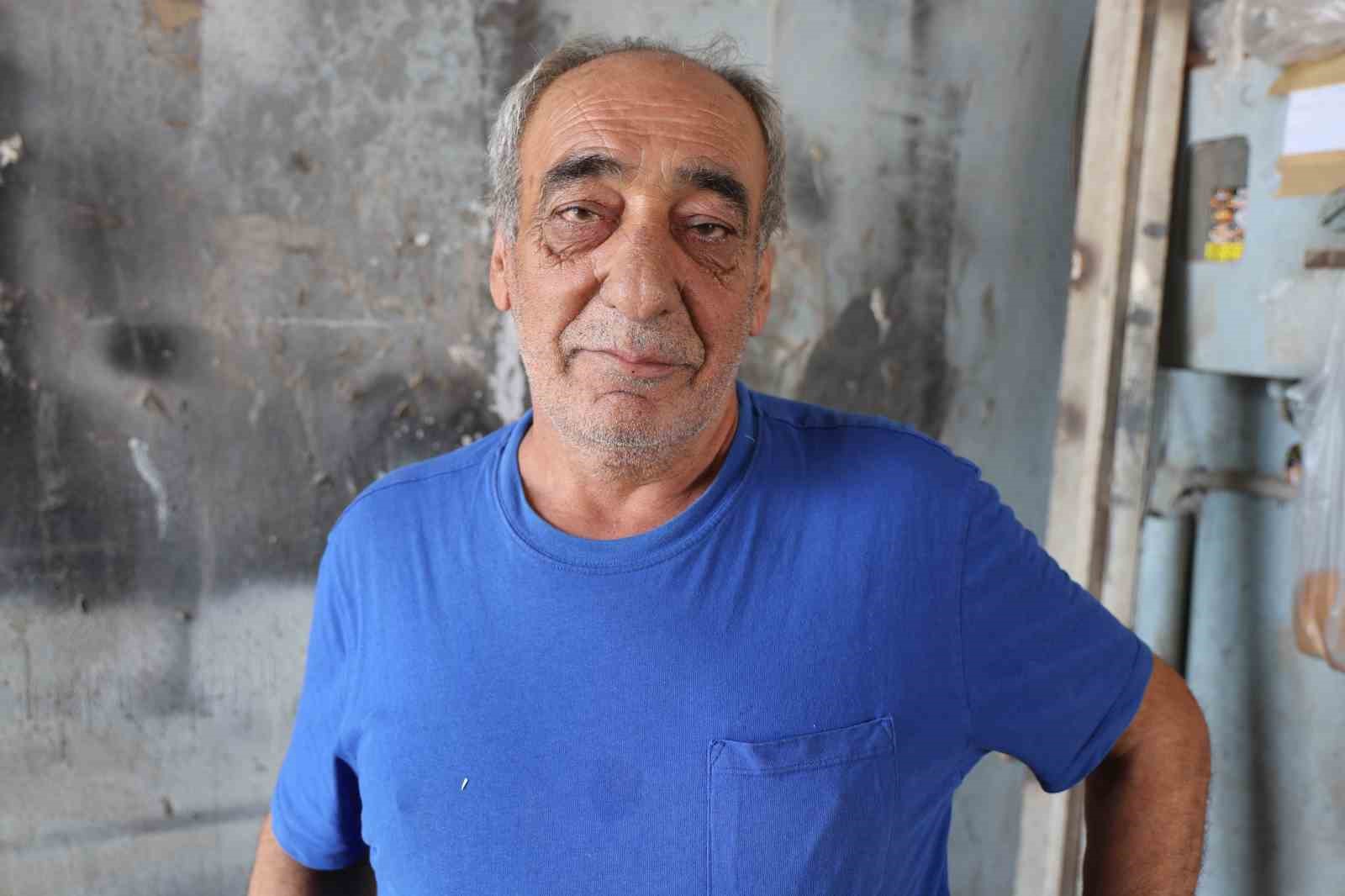 Aşkını köprü altına ve duvarlara yazdı, vatandaşlar tepki gösterdi 10 askini kopru altina ve duvarlara yazdi vatandaslar tepki gosterdi 6 kc3d1X5S
