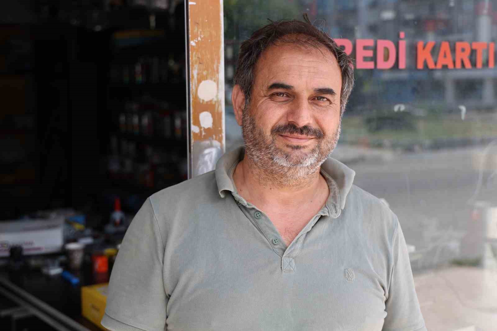 Aşkını köprü altına ve duvarlara yazdı, vatandaşlar tepki gösterdi 11 askini kopru altina ve duvarlara yazdi vatandaslar tepki gosterdi 7 GaD7wCkq