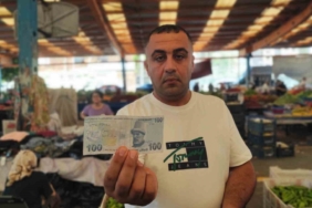 askini-paralara-yazip-pazarda-dagitti-WP8Ue2hg.jpg