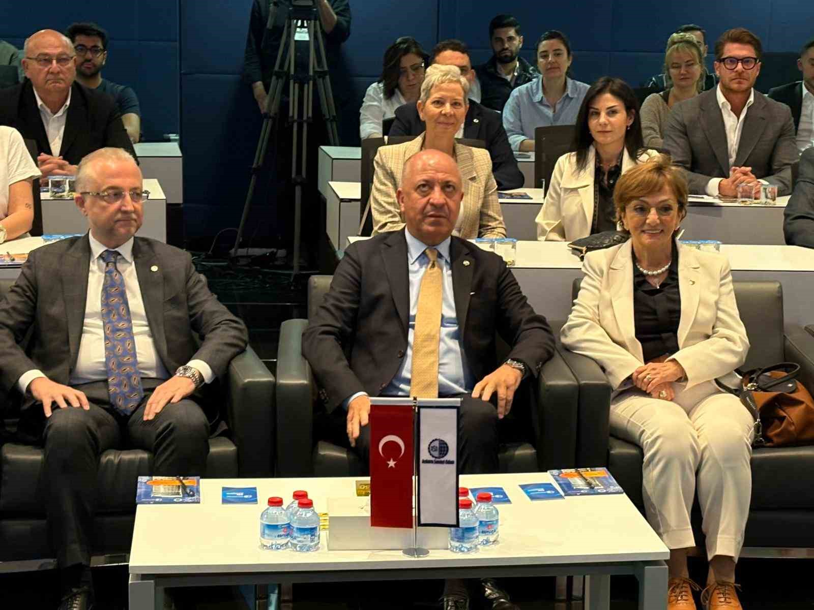 ASO Başkanı Ardıç: "Aile şirketleri en önemli kırılmaları kuşak geçişlerinde yaşıyor" 4 aso baskani ardic aile sirketleri en onemli kirilmalari kusak gecislerinde yasiyor 0 sWktwgG9