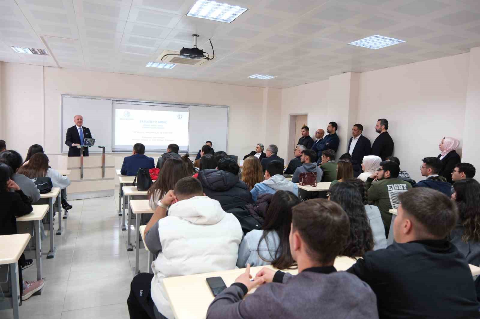 aso baskani ardic genclerimizde gordugum umut ve kararlilik ulkemizin gelecegine dair en buyuk guvencemizdir WlDStMY1