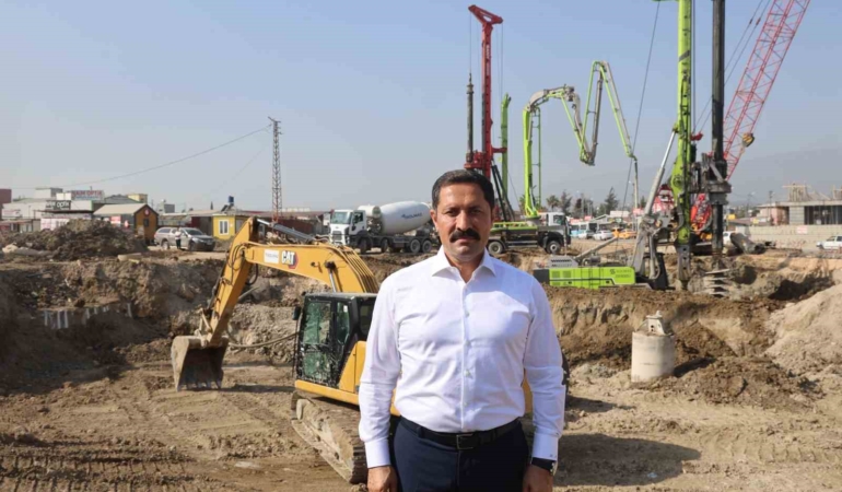 asrin-felaketi-sonrasi-ulasim-aginin-guclendirildigi-hatayda-kilit-kavsagin-2026-yili-ocak-ayinda-hizmete-kslppmZY.jpg