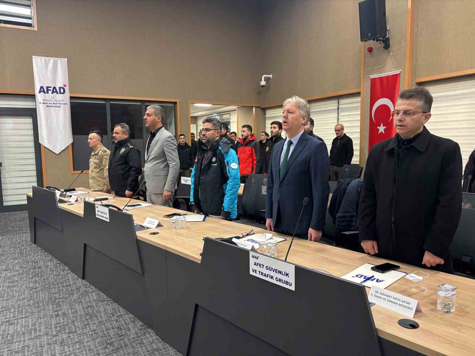 asrin felaketinde hayatini kaybedenler bingolde anildi 6 M2ju2i5G