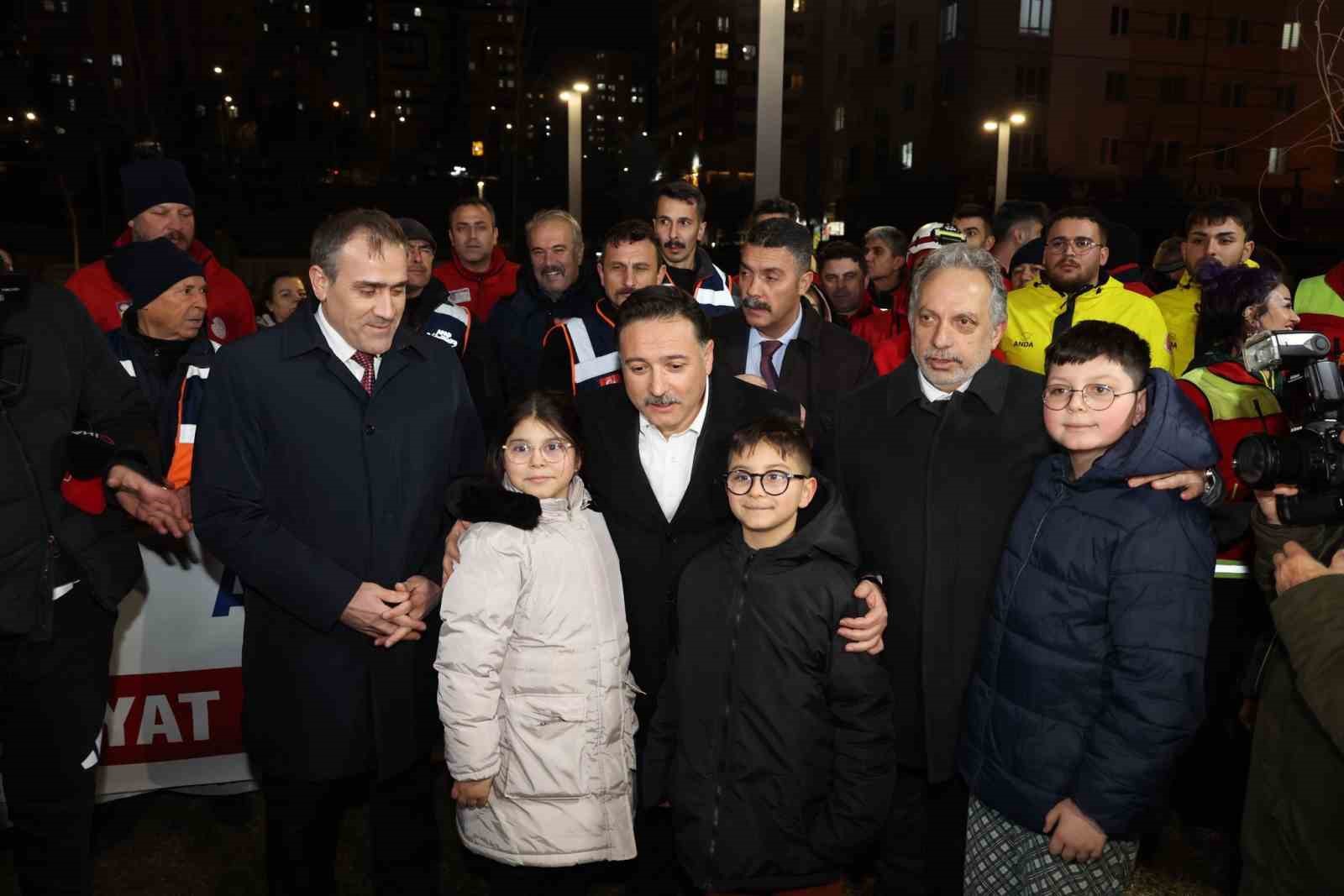 asrin felaketinin 3 yilinda kayseride sessiz yuruyus 4 r4jQDYgw