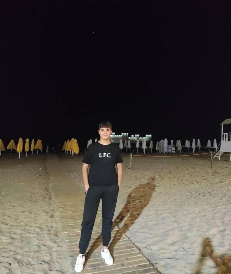 Asrın felaketinin 3’üncü yıl dönümünde deprem mezarlığında hüzünlendiren ziyaret 13 asrin felaketinin 3uncu yil donumunde deprem mezarliginda huzunlendiren ziyaret 9 AzbeRqLj