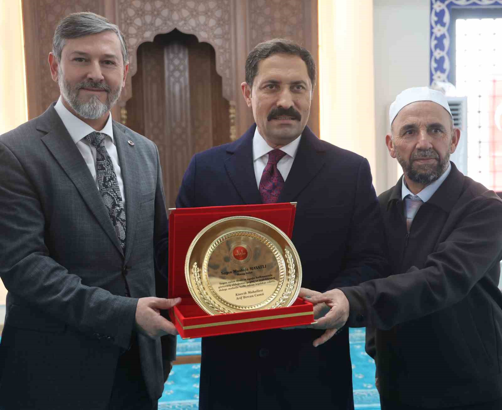 asrin felaketinin ardindan hatayda 119uncu cami ibadete acildi 6 q1zugDCK