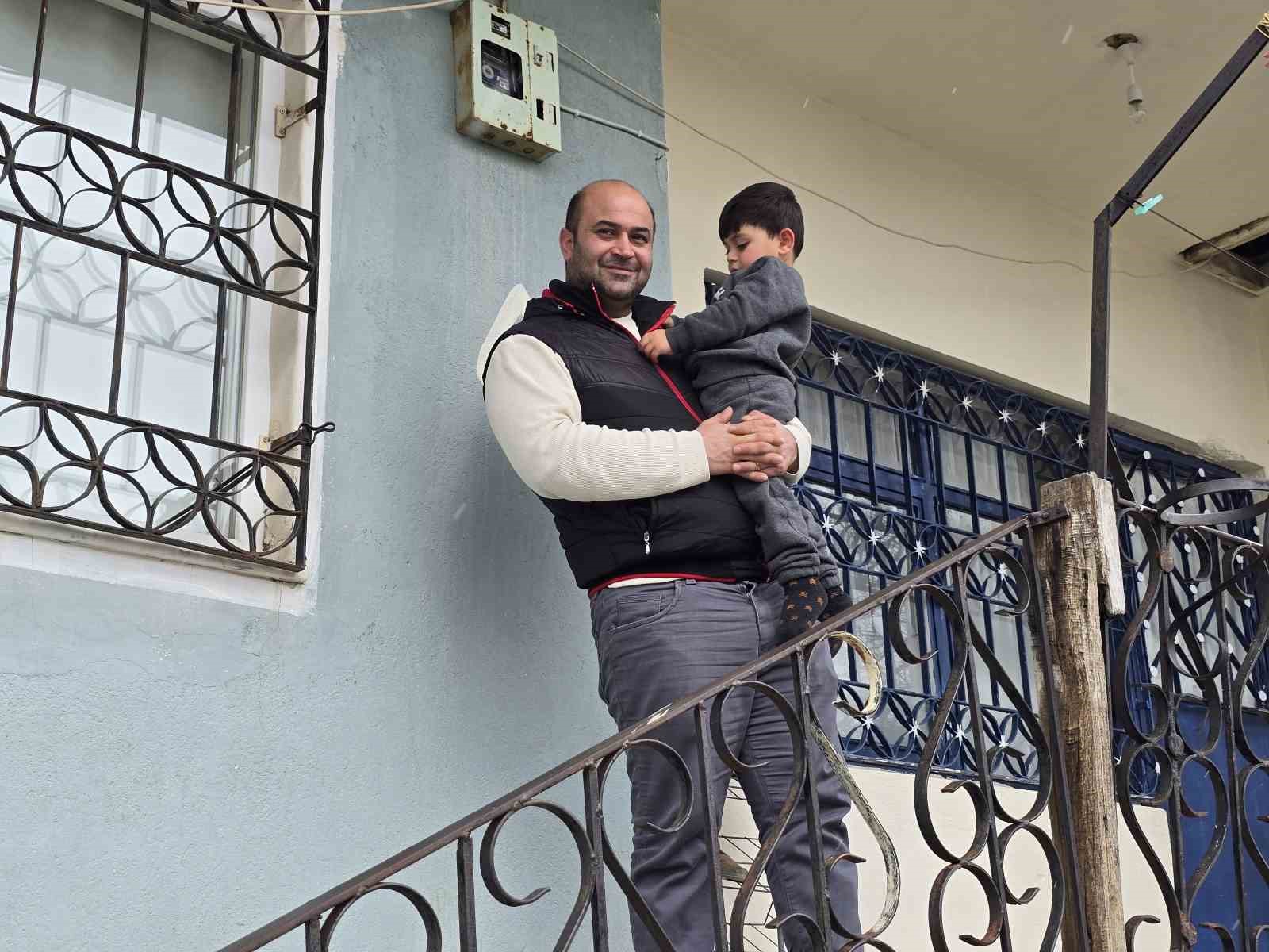 Asrın felaketinin simge bebeklerinden Korkmaz bebek şimdi 3 yaşında 7 asrin felaketinin simge bebeklerinden korkmaz bebek simdi 3 yasinda 3 qUM5S2e5